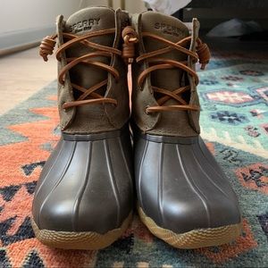 Sperry duck boots